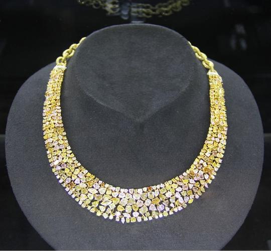 墨涅塔珠宝举办珍罕彩钻传世璀璨活动展示引以为傲的彩钻